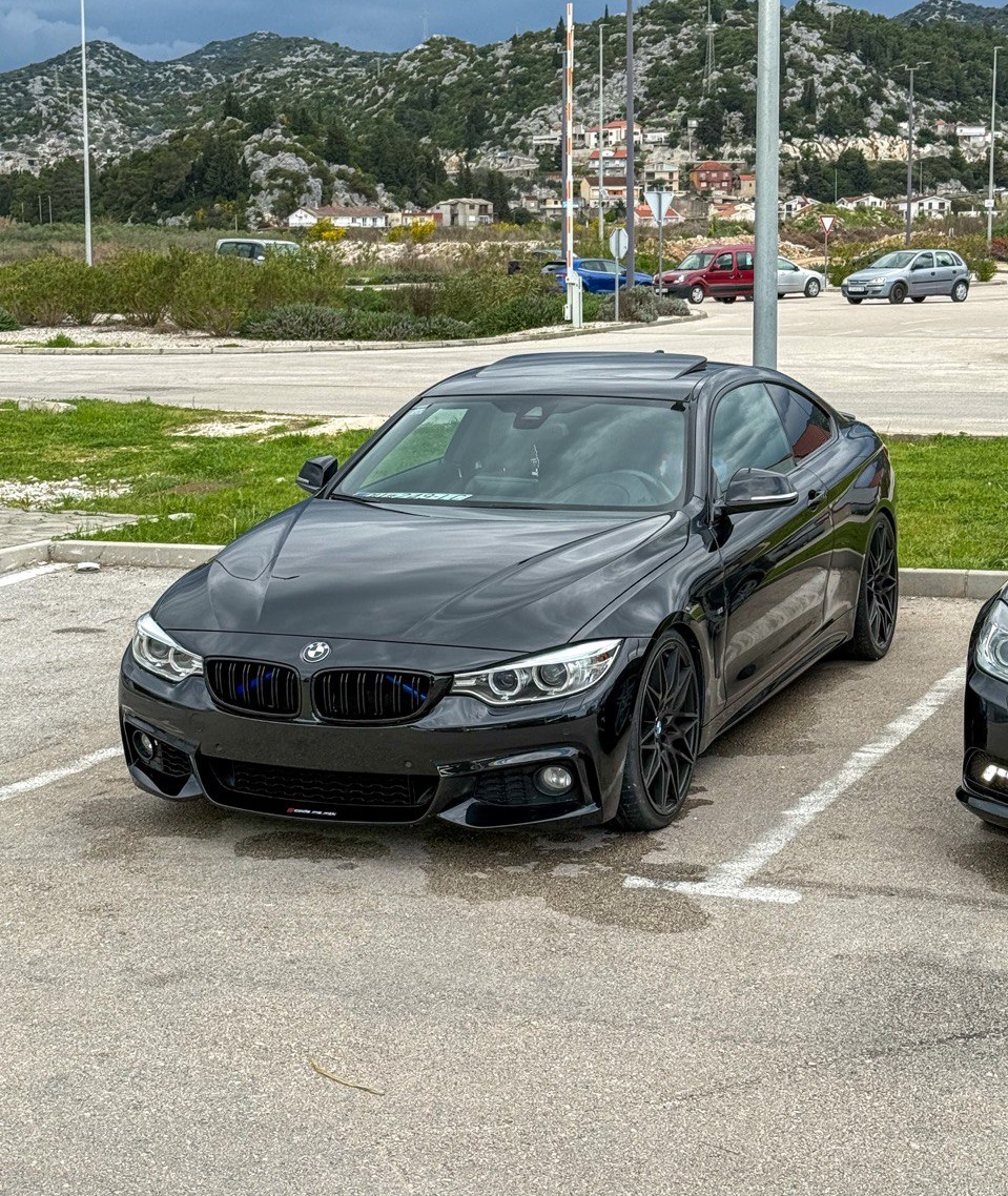 BMW 440i